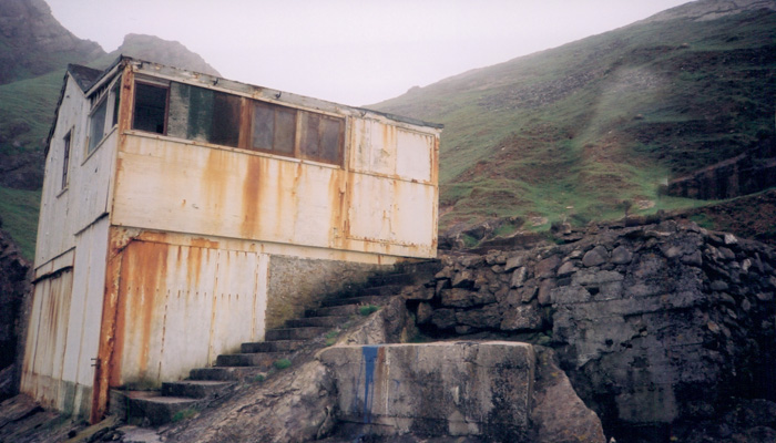 The Kitchen Corner boathouse in 2002.