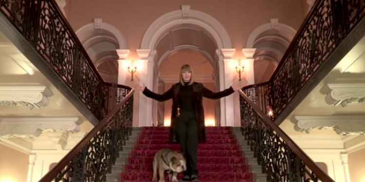 Yvette Fielding At Croxteth Hall