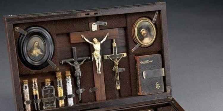 Vampire Hunting Kit