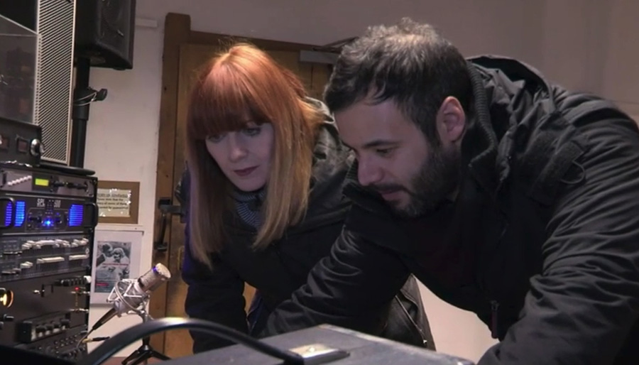 Yvette Fielding & Eamonn Vann-Harris - Most Haunted, Oakwell House