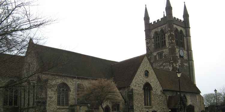 St. Andrew's Church, Farnham