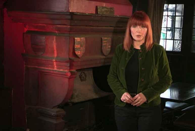 Yvette Fielding At Ye Olde Kings Head - Most Haunted