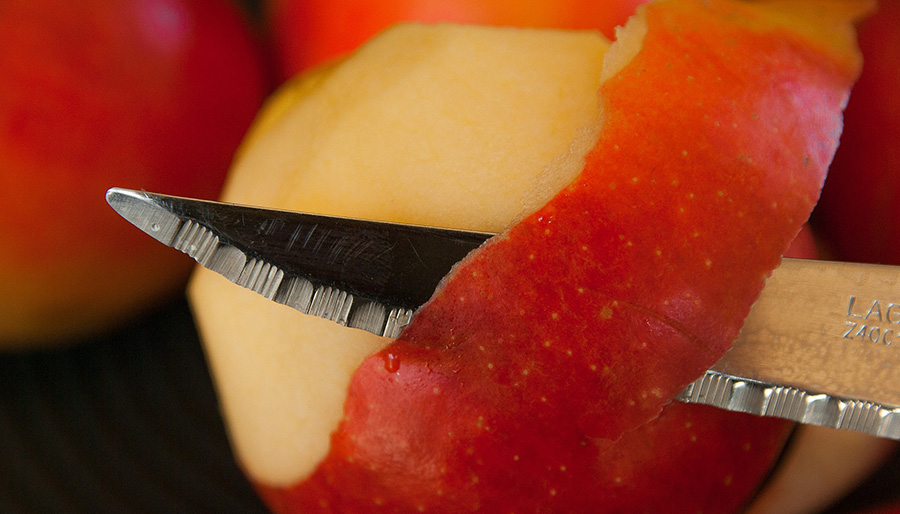 Apple Peeling