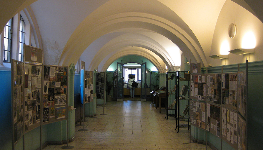 Bristol Central Library, Bristol