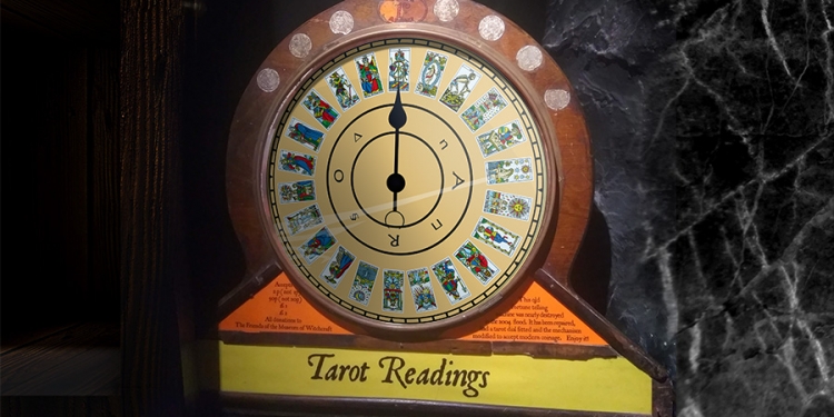 Tarot Card Machine