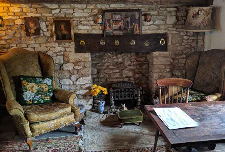 The Beaufort Room - The Ancient Ram Inn, Gloucestershire