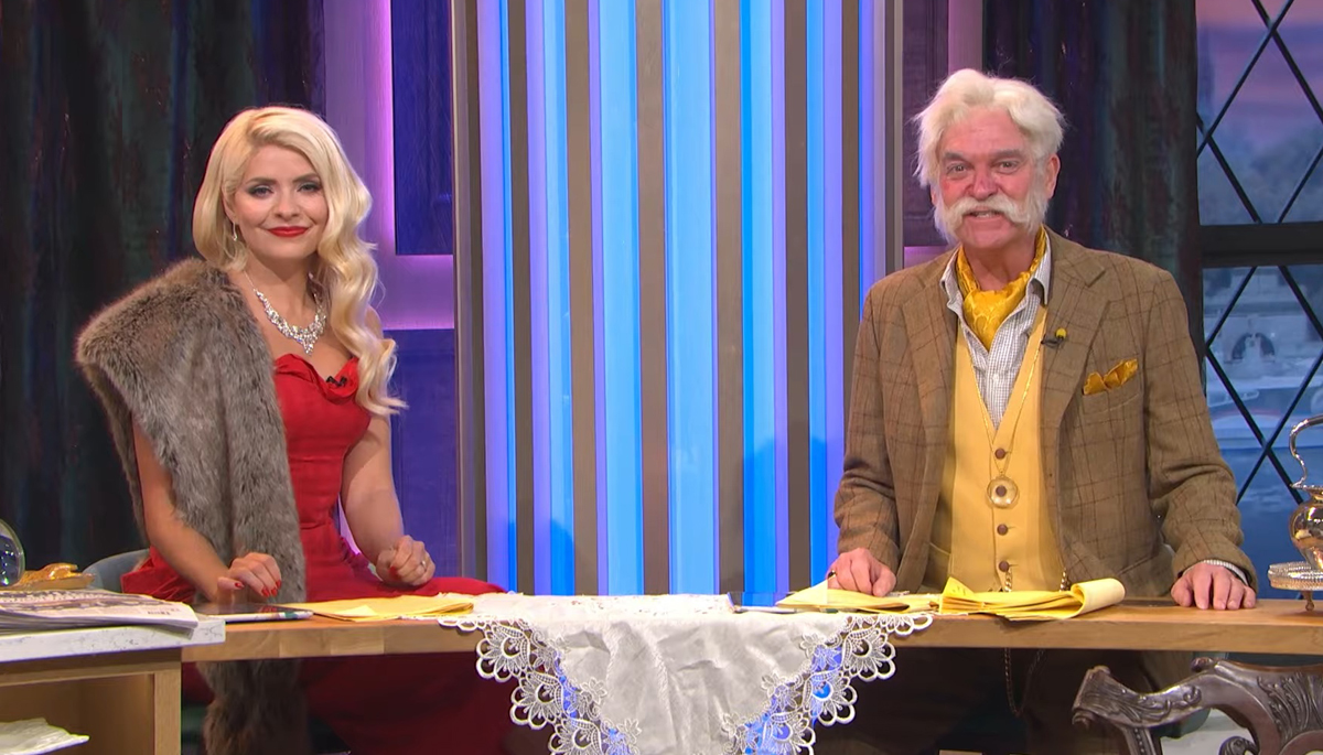 Phillip Schofield and Holly Willoughby, Halloween