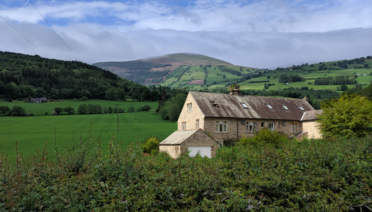 Heol Fanog - Hellfire Farm, Brecon Beacons, Wales