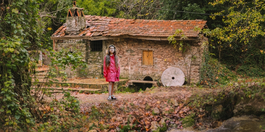 Girl In Pink