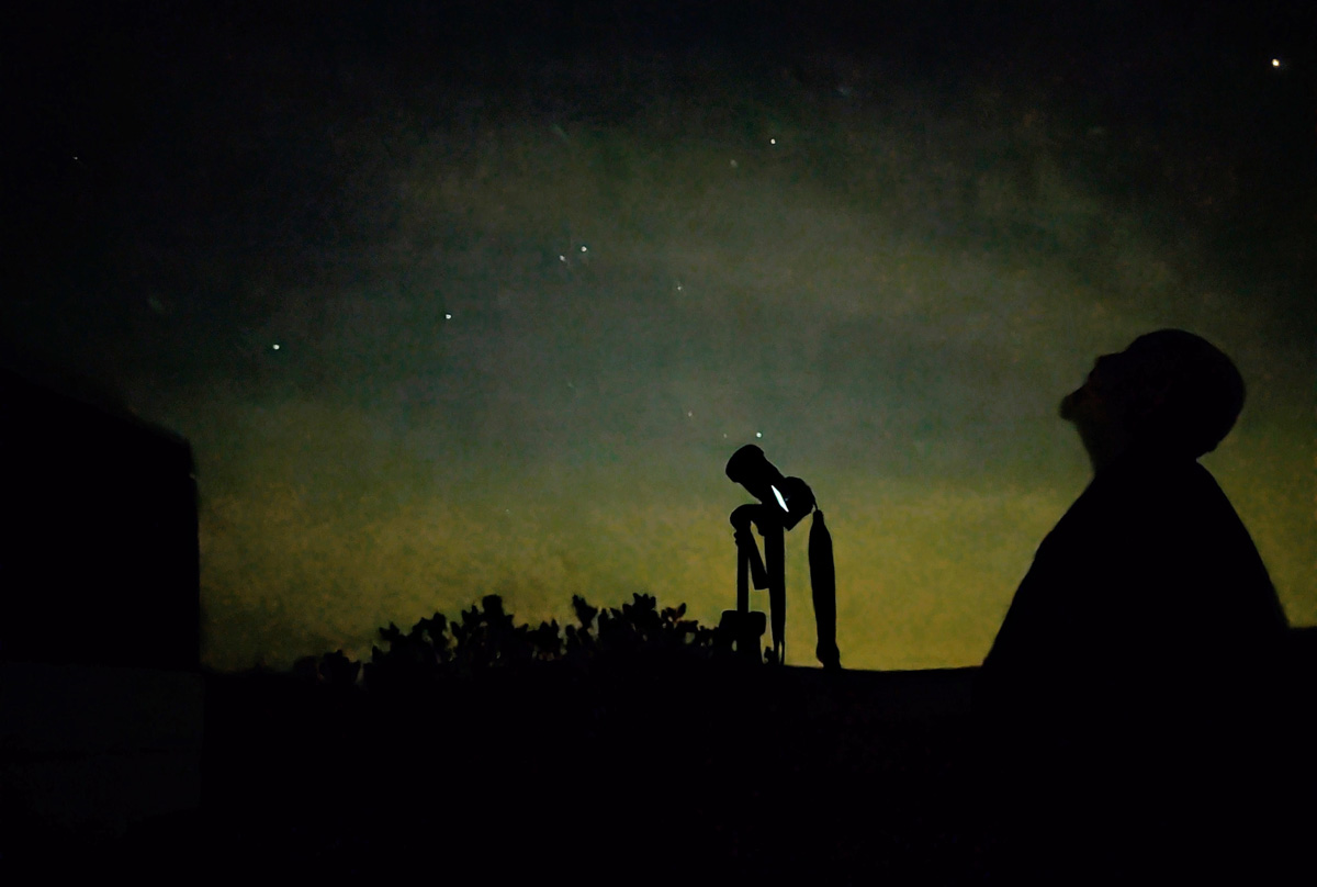 UFO Spotting At Knap Hill