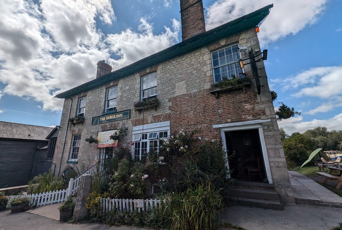 The Barge Inn, Honeystreet, Wiltshire