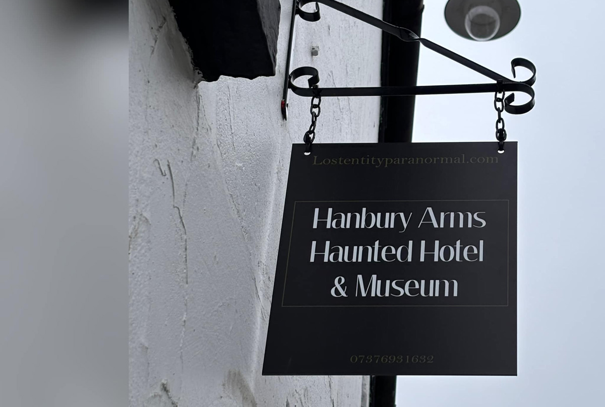 Hanbury Arms Haunted Hotel & Museum, Pontypool