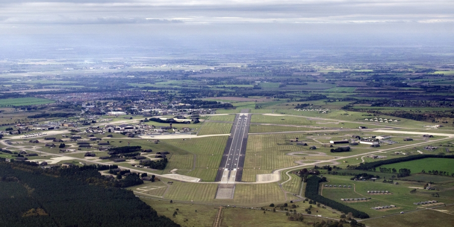 RAF Lakenheath - runway 24